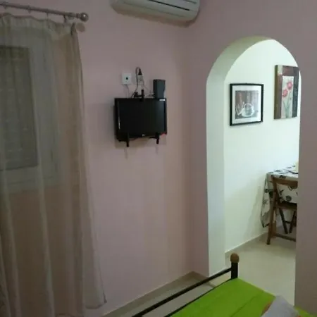 Apartment Agnanti *
